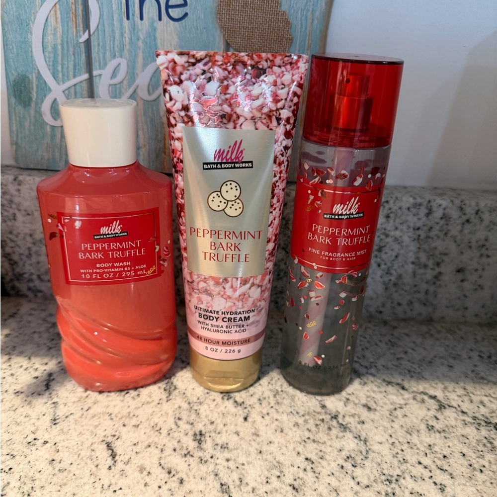 Bath & Body Works Peppermint Bark Truffle Body Wash, Cream & Mist - Red